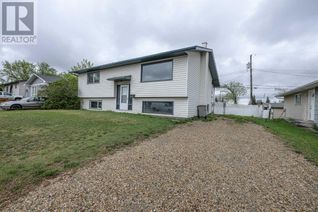 Detached House for Sale, 9737 117 Avenue, Grande Prairie, AB