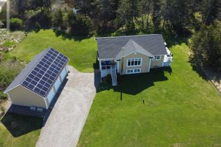 Bungalow for Sale, 45 Amys Drive, Hackett's Cove, NS
