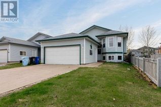 Detached House for Sale, 132 Waterhouse Street, Fort McMurray, AB