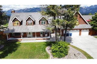 Detached House for Sale, 945 Westridge Way, Invermere, BC