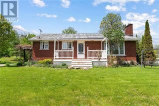Detached House for Sale, 1034 Francis Street, Calabogie, ON