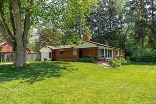 Bungalow for Sale, 9 Morgan Street, Port Dover, ON