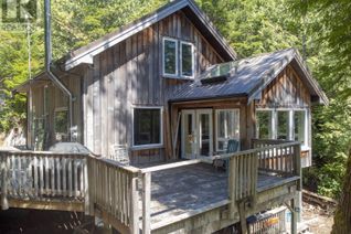 House for Sale, 435 Grappler Inlet, Bamfield, BC