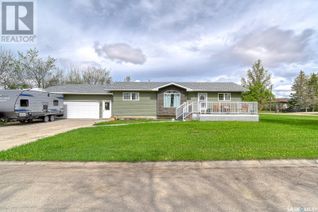 Bungalow for Sale, 215 Wetmore Street, Rouleau, SK