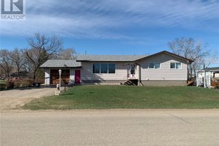 House for Sale, 305 Railway Avenue, Midale, SK