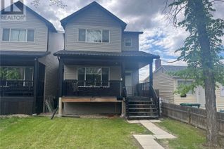 Semi-Detached House for Sale, 537 L Avenue N, Saskatoon, SK