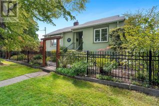 Detached House for Sale, 988 Oliver St, Oak Bay, BC