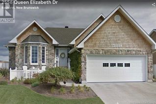 Detached House for Sale, 2556 Queen Elizabeth Drive, Bathurst, NB