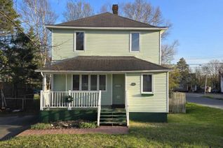 Detached House for Sale, 12 Greenwood Avenue, Grand Falls-Windsor, NL