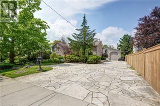 Bungalow for Sale, 1818 Royal Crescent, London, ON