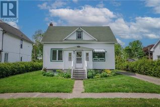 Detached House for Sale, 40 Laurier Drive, Morrisburg, ON