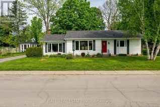 Bungalow for Sale, 15 Front Street W, Kawartha Lakes (Bobcaygeon), ON