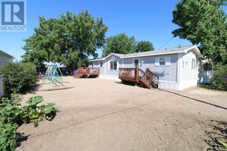 Property for Sale, 513 4 St. W., Bow Island, AB