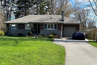 Bungalow for Sale, 6040 Clare Crescent, Niagara Falls, ON