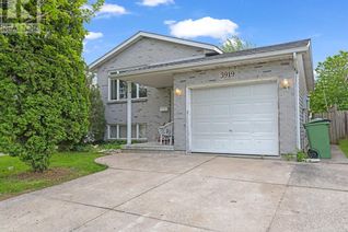 Raised Ranch-Style House for Sale, 3919 Maple Crescent, Windsor, ON