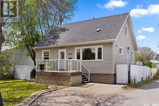 Detached House for Sale, 2422 Mackay Street, Regina, SK