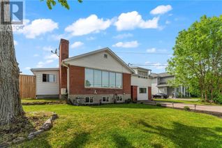 Raised Ranch-Style House for Sale, 184 Riverside Drive, Pembroke, ON