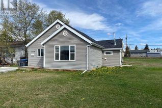 Detached House for Sale, 1624 100 Avenue, Dawson Creek, BC