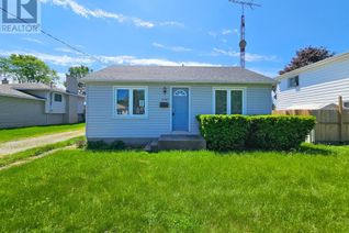 Detached House for Sale, 1043 Elgin Street, Wallaceburg, ON