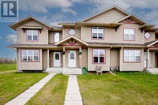 Freehold Townhouse for Sale, 83 Lawford Avenue, Red Deer, AB