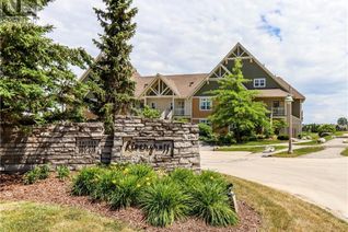 Condo Apartment for Sale, 115 Fairway Court Unit# 211, Town Of Blue Mountains, ON