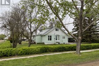 Detached House for Sale, 200 1st Street W, Dinsmore, SK