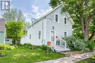 Detached House for Sale, 225 Gore Street E, Perth, ON