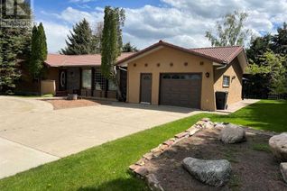 Detached House for Sale, 527 Centennial Avenue, Picture Butte, AB