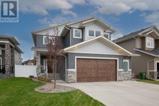 Detached House for Sale, 37 Lazaro Close, Red Deer, AB