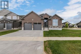 Detached House for Sale, 705 Hollinger Drive S, Listowel, ON