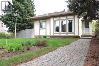 Detached House for Sale, 53 Otterbury Avenue, Red Deer, AB