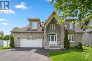 Detached House for Sale, 52 Abbey Crescent, Russell, ON