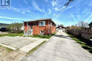 Bungalow for Sale, 121 Churchill Ave, Wawa, ON