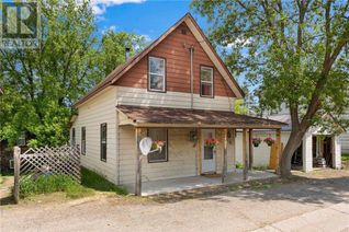 Detached House for Sale, 197 Queen Street, Killaloe, ON
