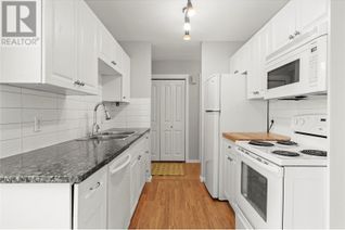 Condo Apartment for Sale, 4101 Alexis Park Drive #205, Vernon, BC