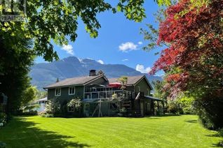 House for Sale, 41260 Meadow Avenue, Squamish, BC