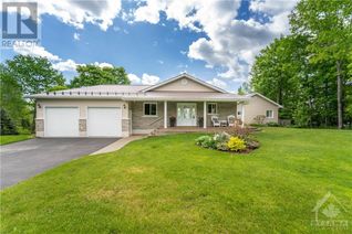 Detached House for Sale, 2743 Centennial Lake Road, Calabogie, ON