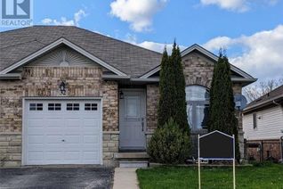 Semi-Detached House for Sale, 32 Savannah Ridge Drive, Paris, ON