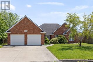 Ranch-Style House for Sale, 4521 Hunt Club Crescent, Windsor, ON
