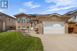Raised Ranch-Style House for Sale, 706 Dynasty, Windsor, ON