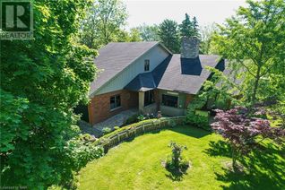 Detached House for Sale, 215 Canboro Street, Smithville, ON