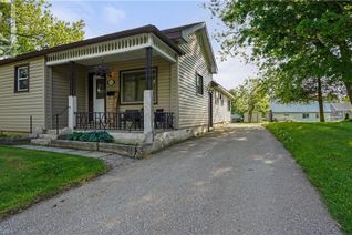 Detached House for Sale, 412 Matilda Street, Clinton, ON