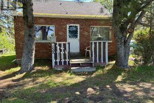 Detached House for Sale, 152 Cordova Street, Amherst, NS