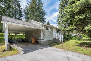 House for Sale, 3004 5th Ave, Castlegar, BC