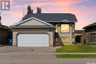 Detached House for Sale, 447 Stensrud Road, Saskatoon, SK