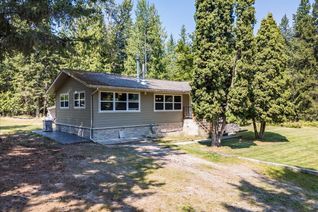 House for Sale, 6010 Harrop-Procter Road, Harrop, BC