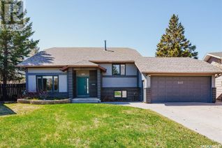 Detached House for Sale, 163 Girgulis Crescent, Saskatoon, SK
