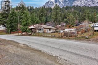 Ranch-Style House for Sale, 725/721 Columbia Street, Lillooet, BC