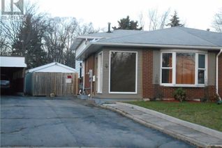 Semi-Detached House for Sale, 74 Markwood Drive, Kitchener, ON