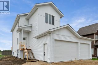 Detached House for Sale, 11901 81 Avenue, Grande Prairie, AB